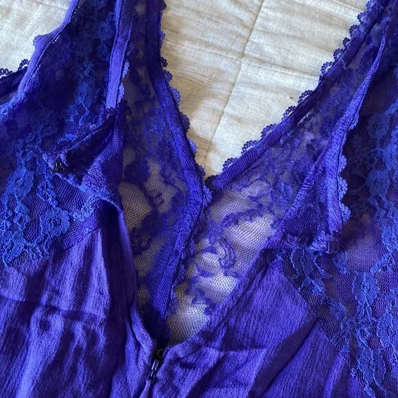 Periwinkle mini dress - Picture 4 of 10